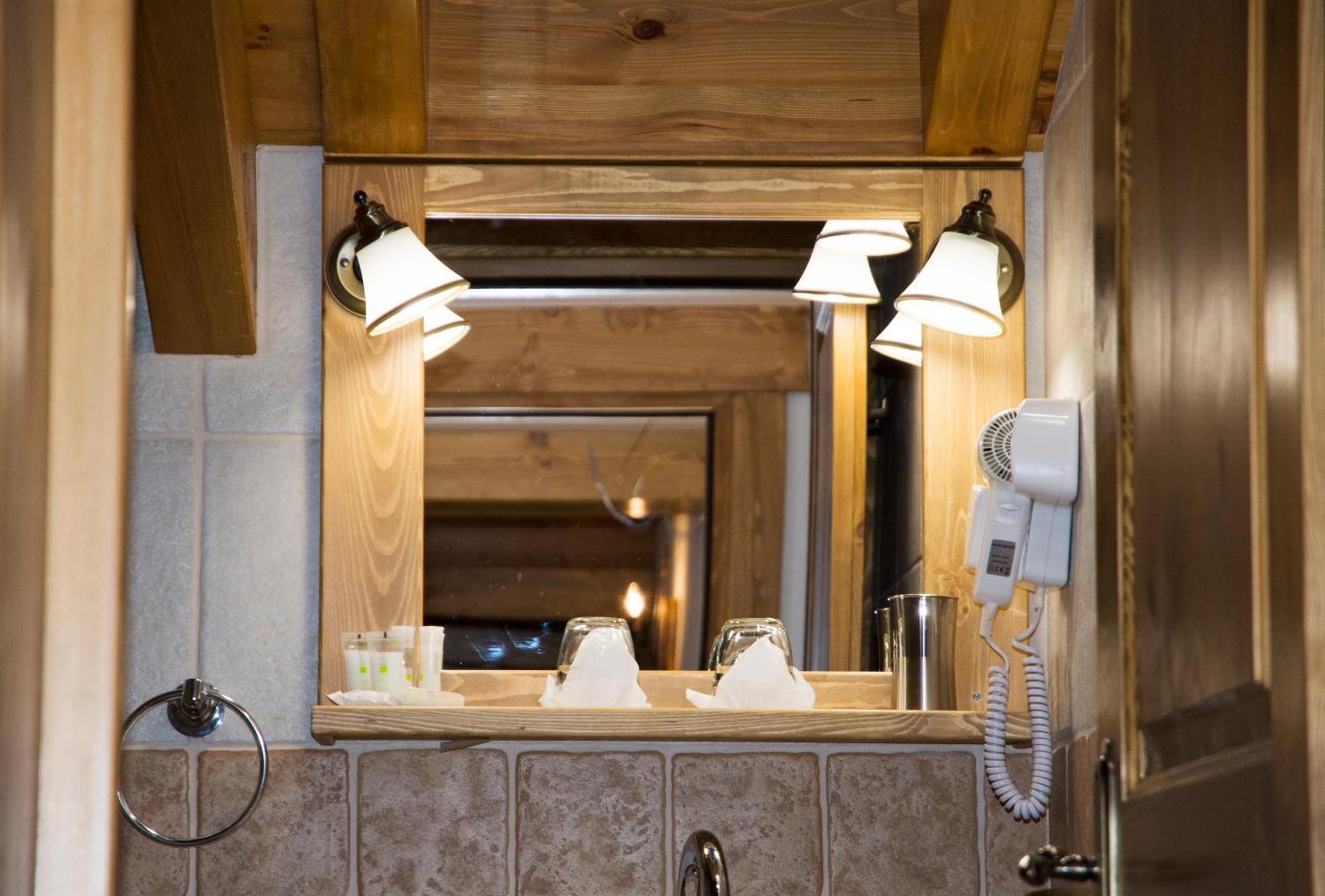 Hotel Samedru Măgura Habitación foto